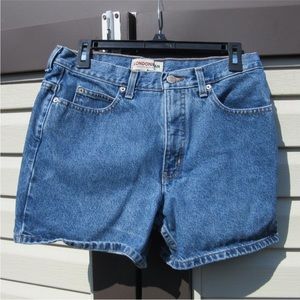 Vintage London Jean High Rise Mom Shorts